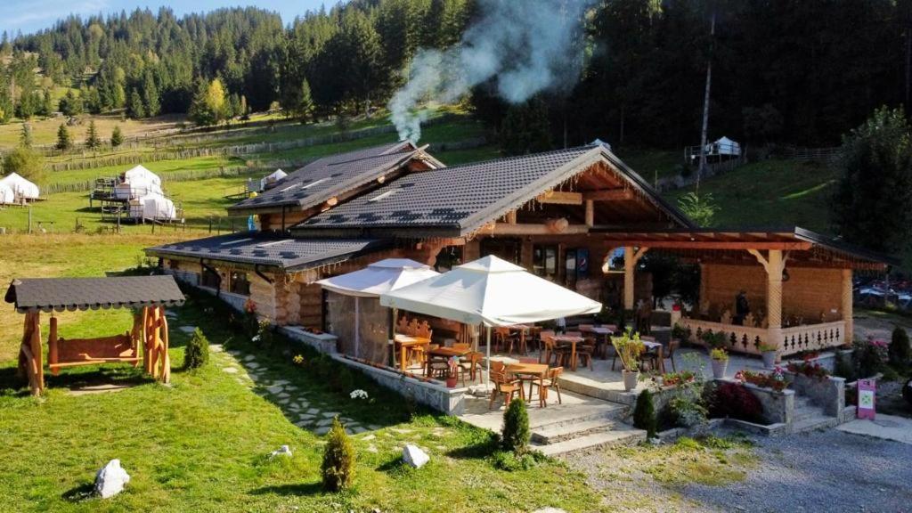 Pensiunea Mireasma Bucovinei Crucea Dış mekan fotoğraf